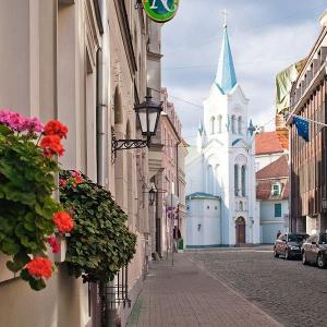 Riga alapítása a keresztesek által